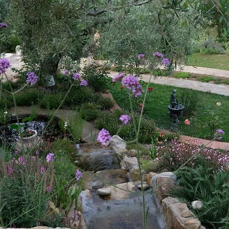 Pensión Villarose Castelbuono (Sicily)