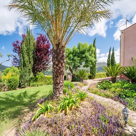 Villarose 3* Castelbuono (Sicily)